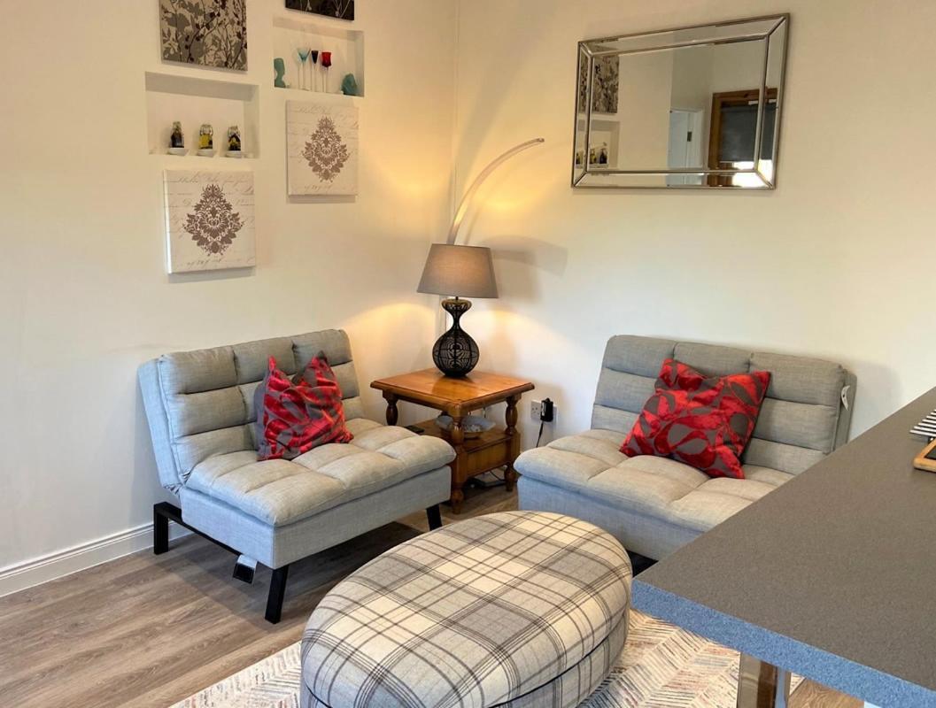 Chalet On The Green - Self Contained With Parking. Inshes Esterno foto